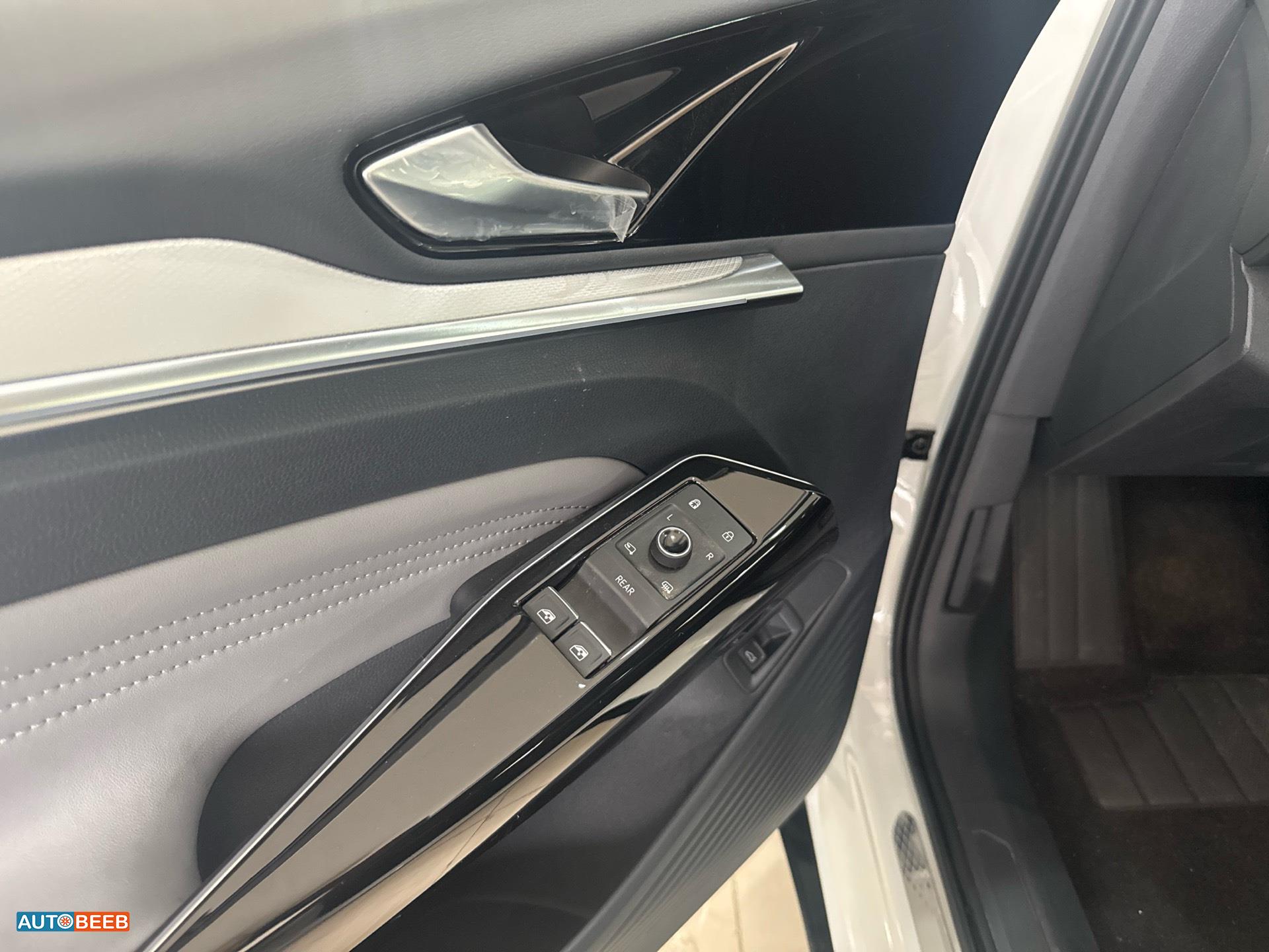 فولكس فاجن ID 4 2022