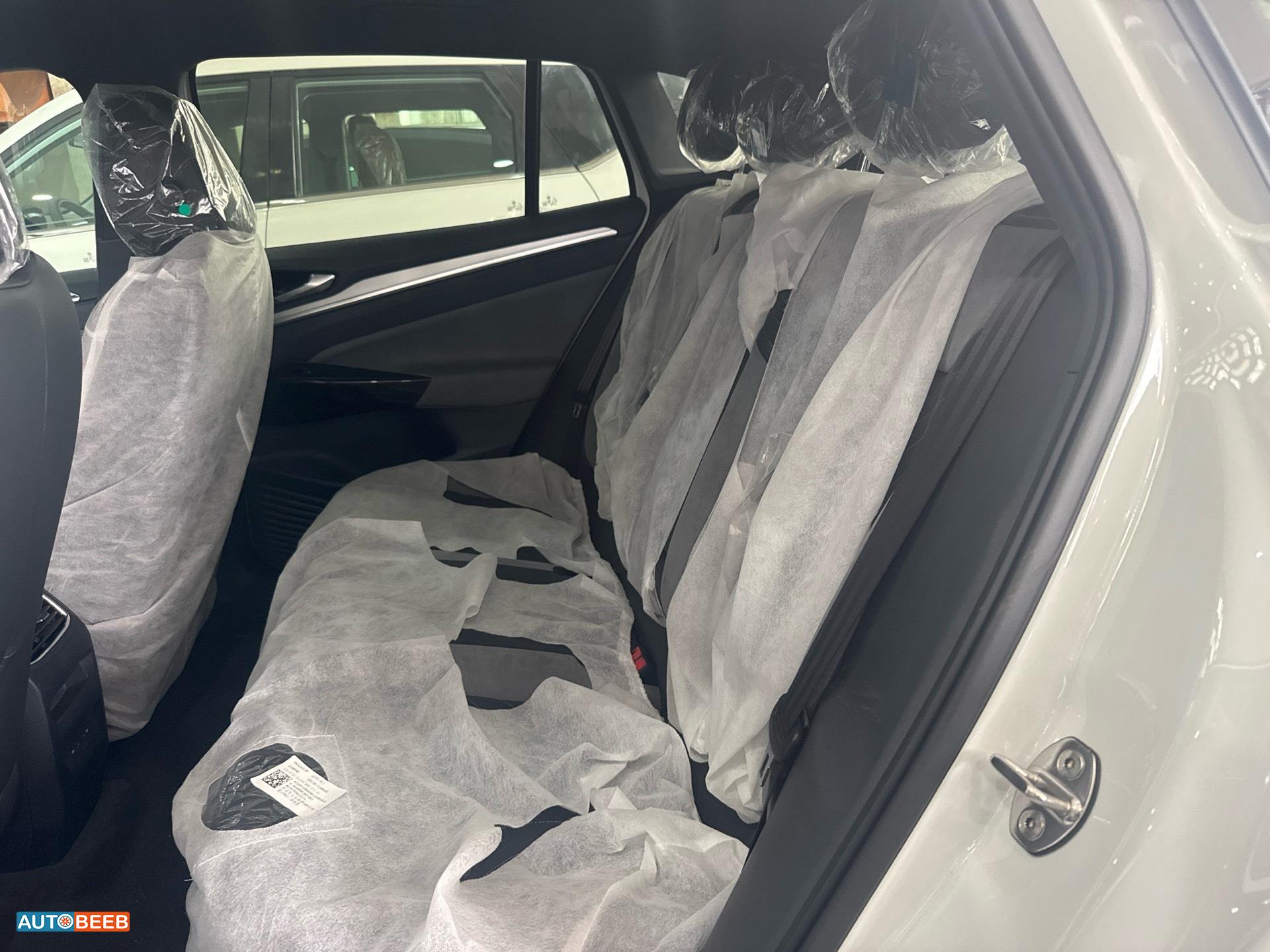 فولكس فاجن ID 4 2022