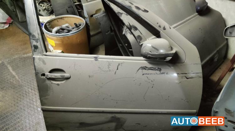 باب أمامي يمين شمال فولكس فاجن جولف 1999 2000 2001