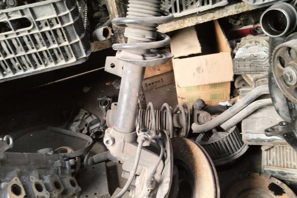  Shock Absorber Volkswagen Caddy