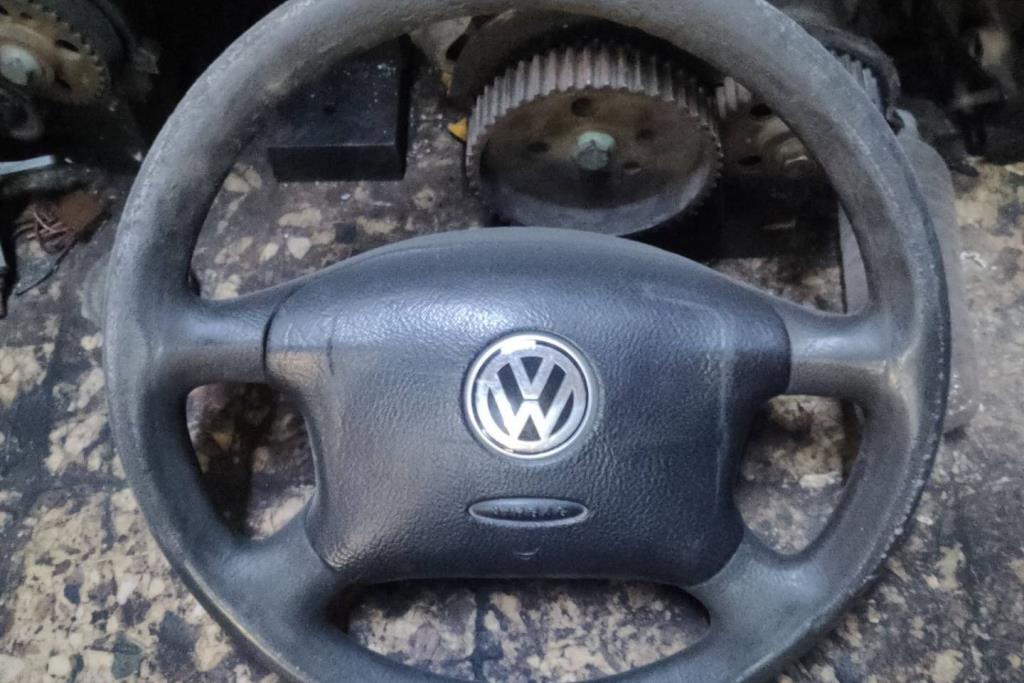Cabin  Steering Wheel Volkswagen Golf