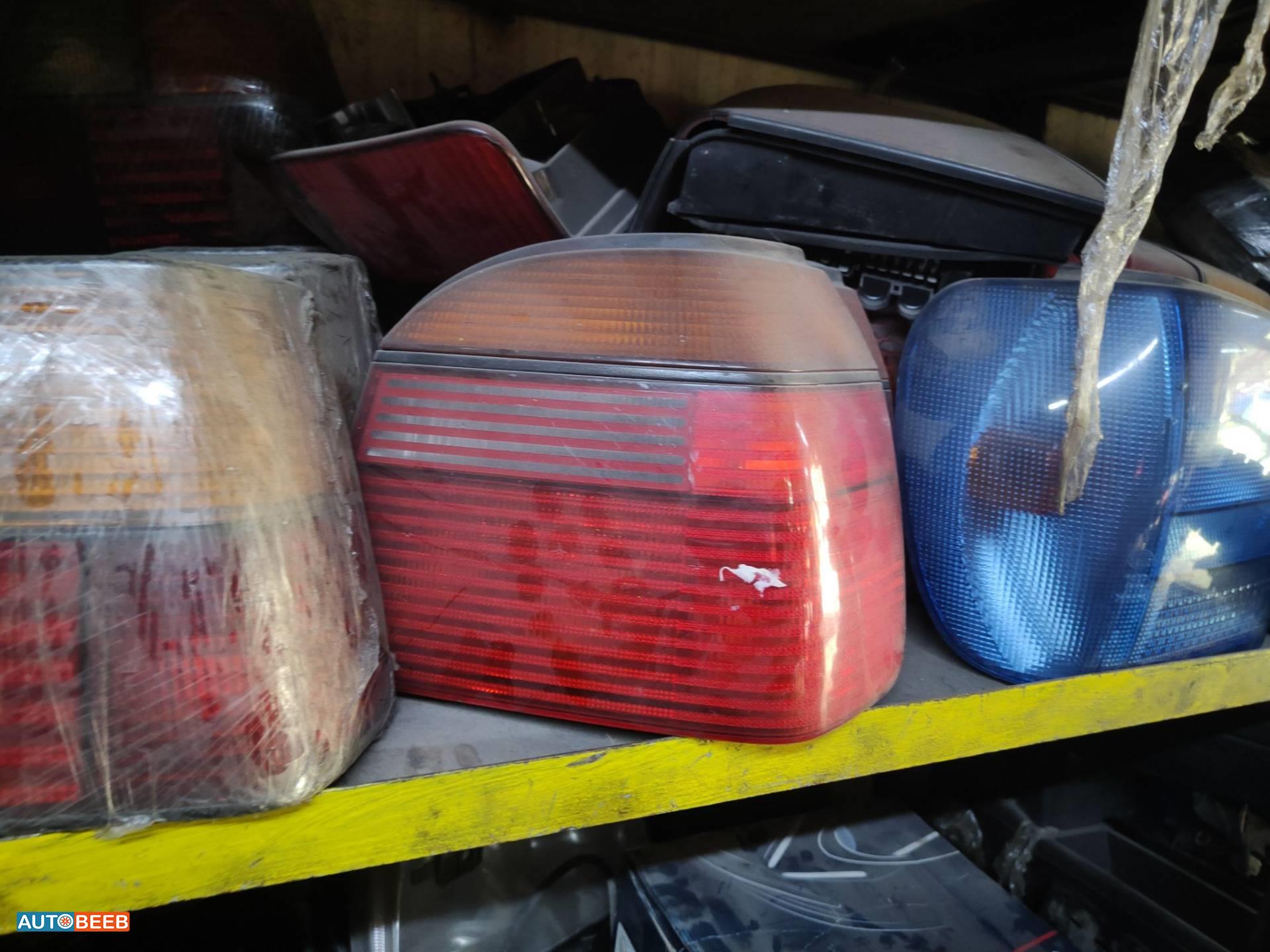 ضوء خلفي يمين شمال فولكس فاجن جولف 1993 1994 1995