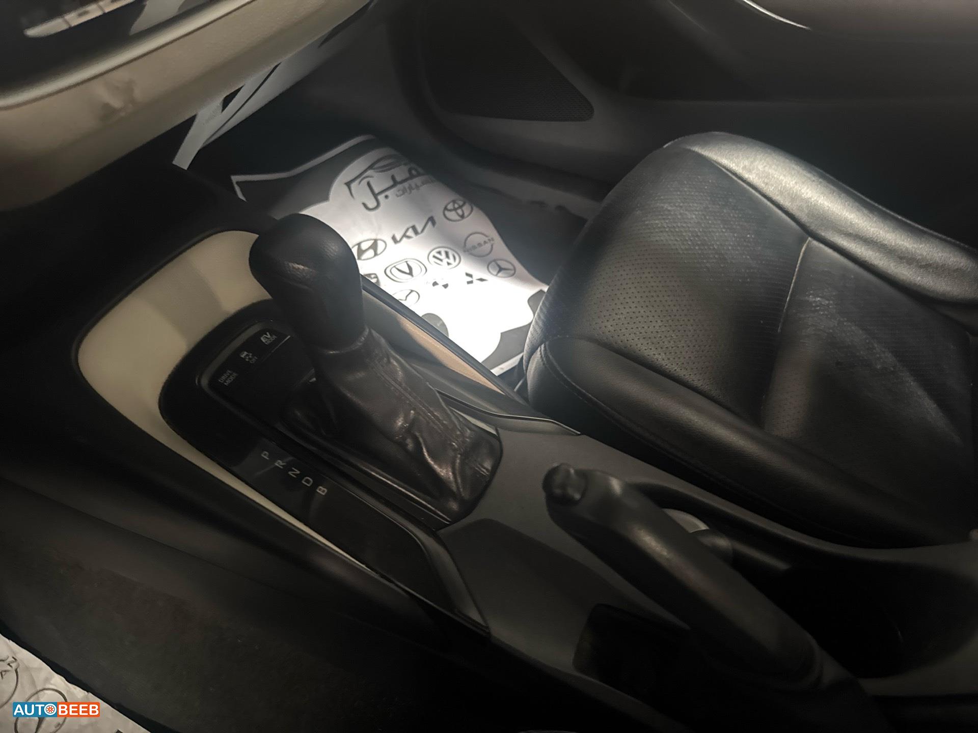 تويوتا كورولا 2020