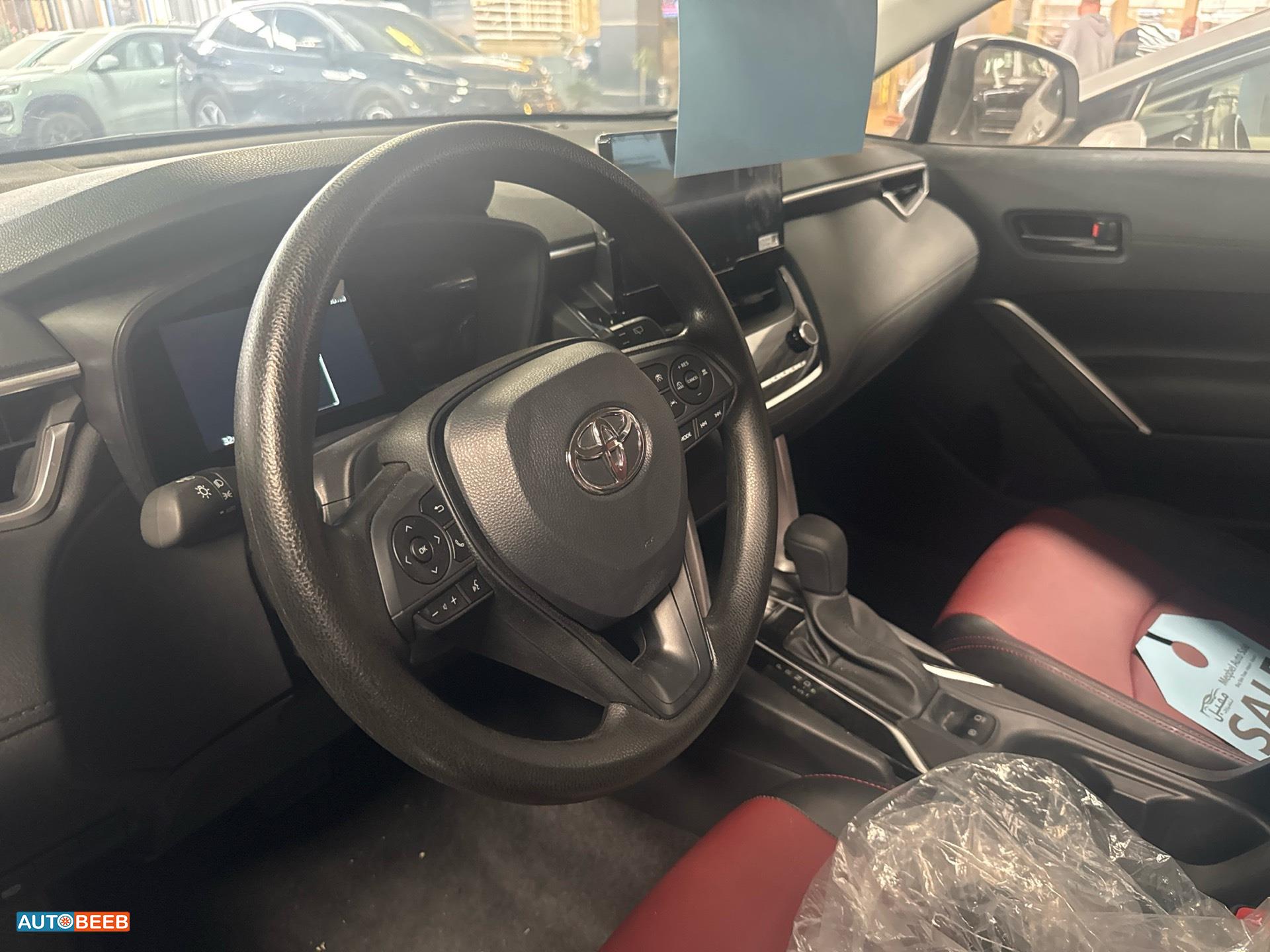 Toyota Corolla cross  2025