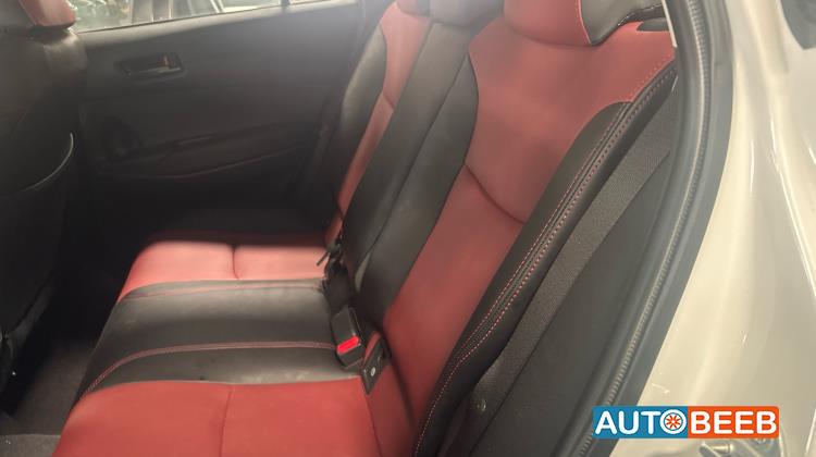 Toyota Corolla cross  2025