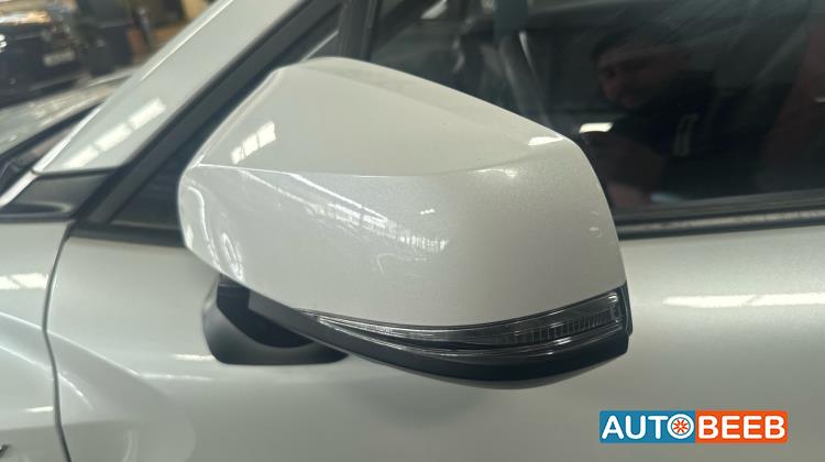 Toyota Corolla cross  2025