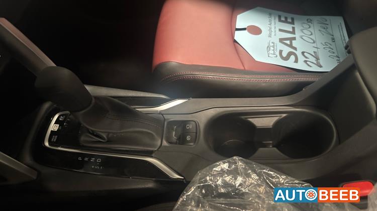 Toyota Corolla cross  2025