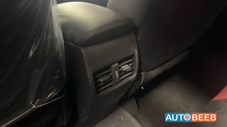 Toyota Corolla cross  2025