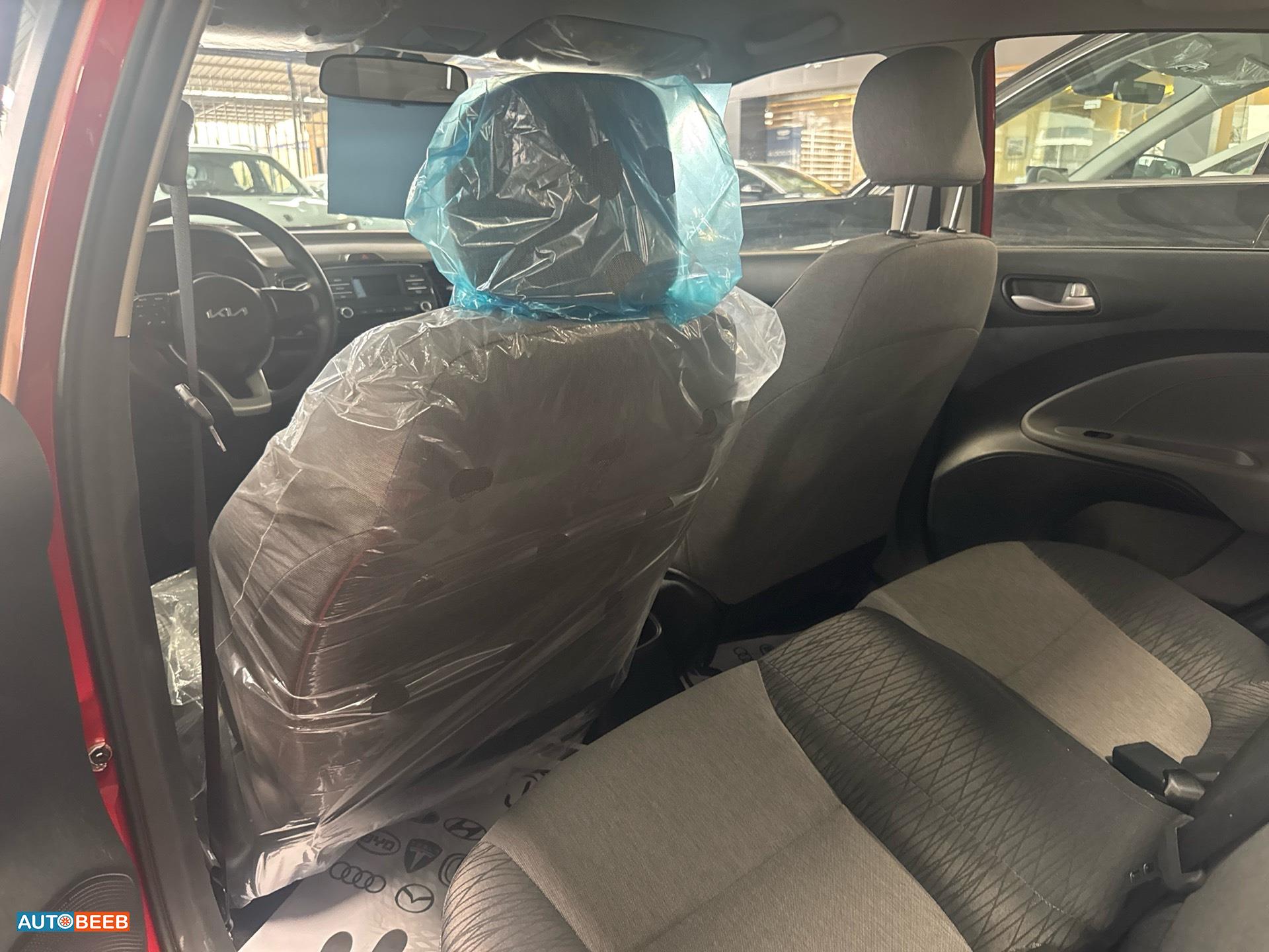 كيا بيجاس 2025