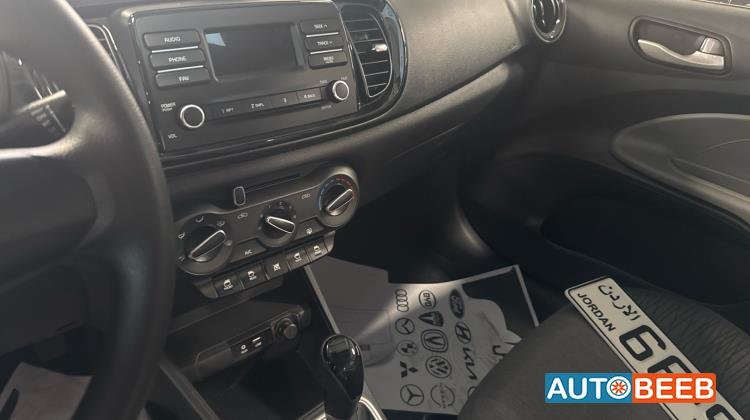 كيا بيجاس 2025