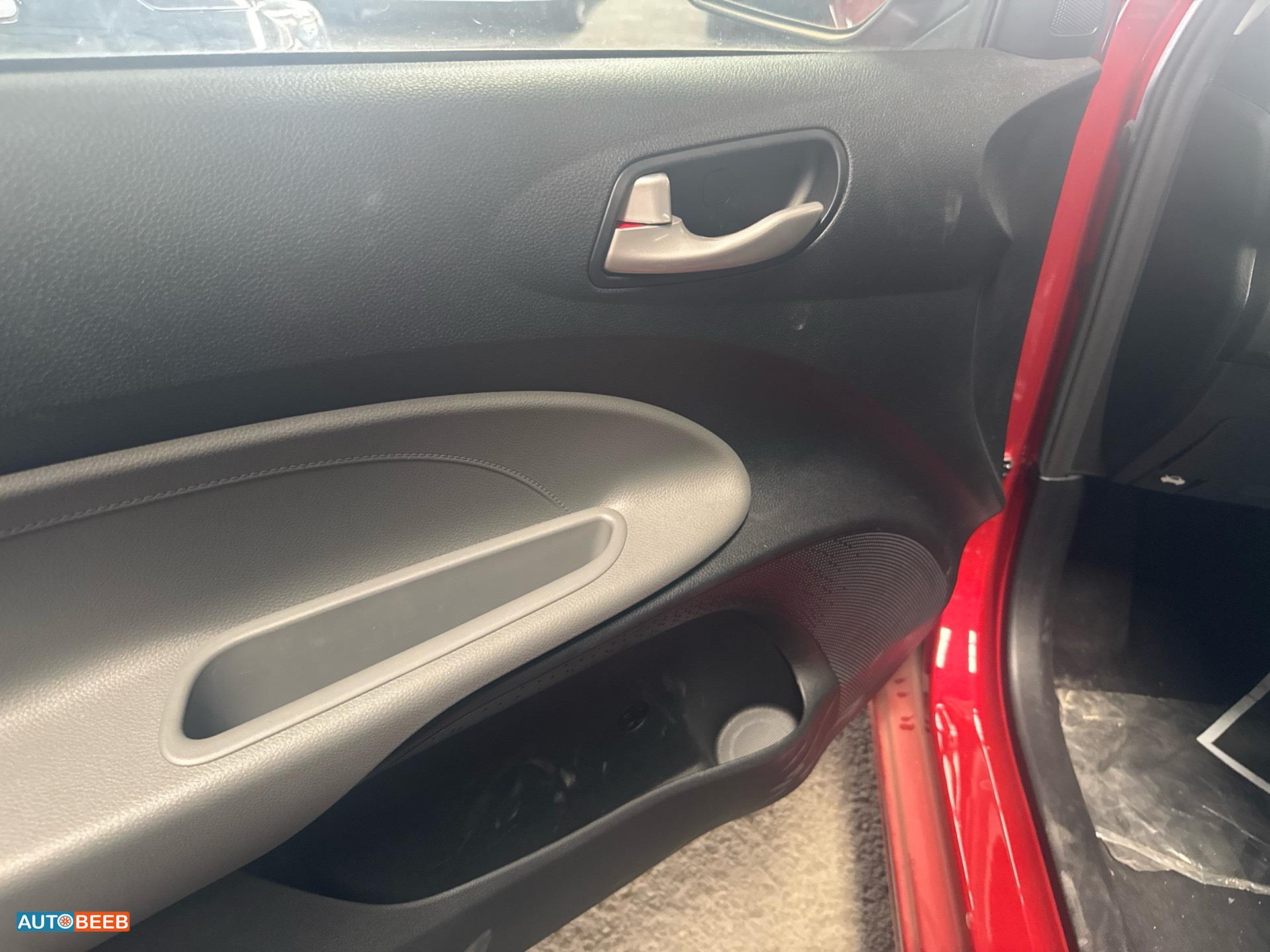 كيا بيجاس 2025