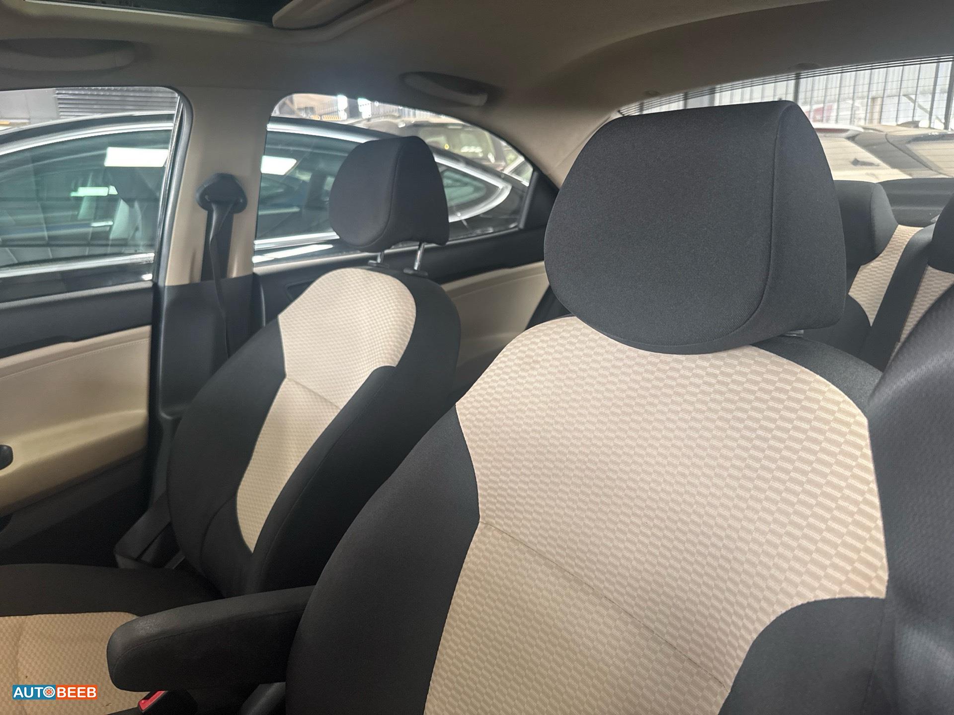 هيونداي رينا 2020