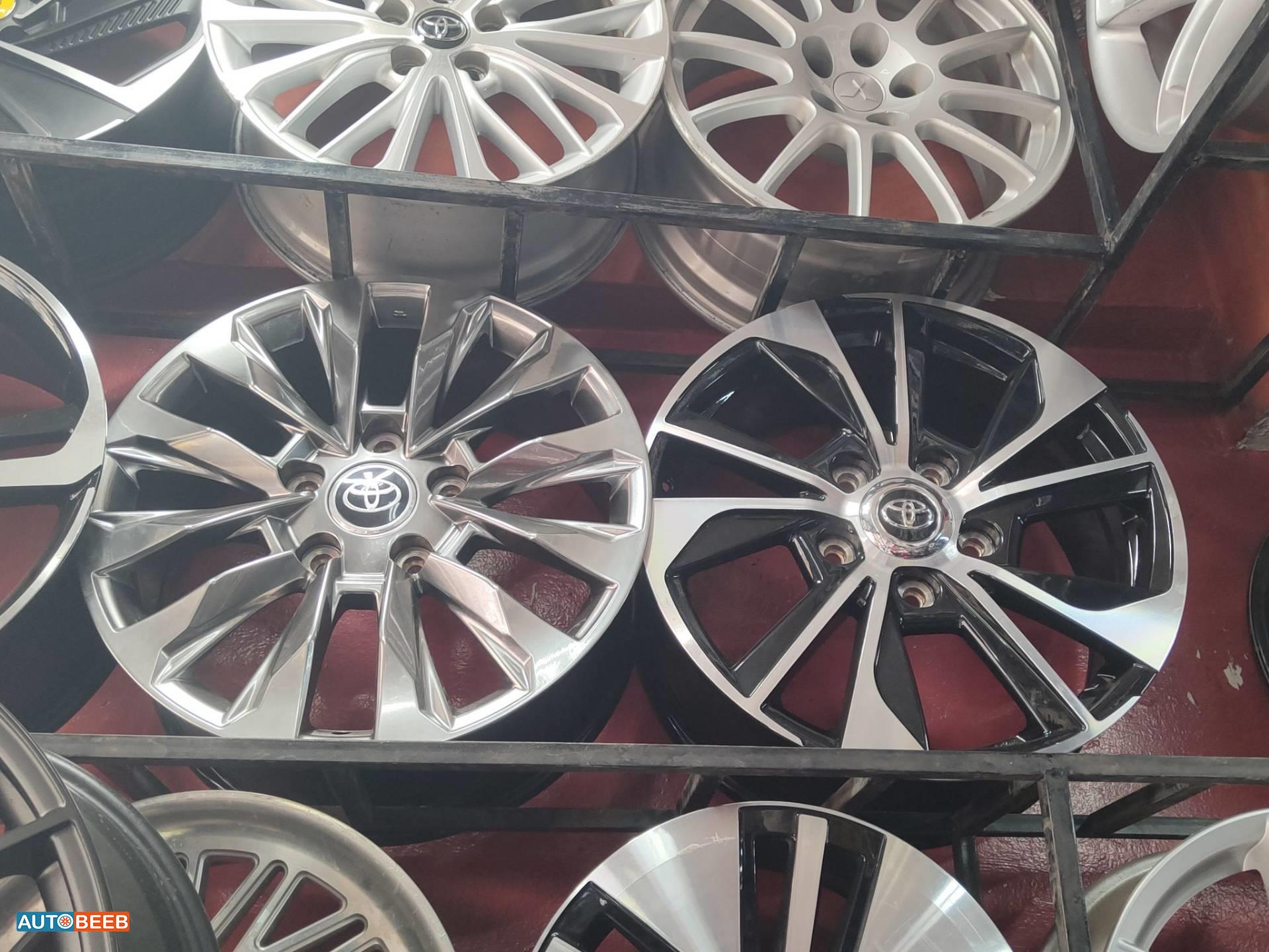 طقم جنطات تويوتا لاندكروزر قياس 20