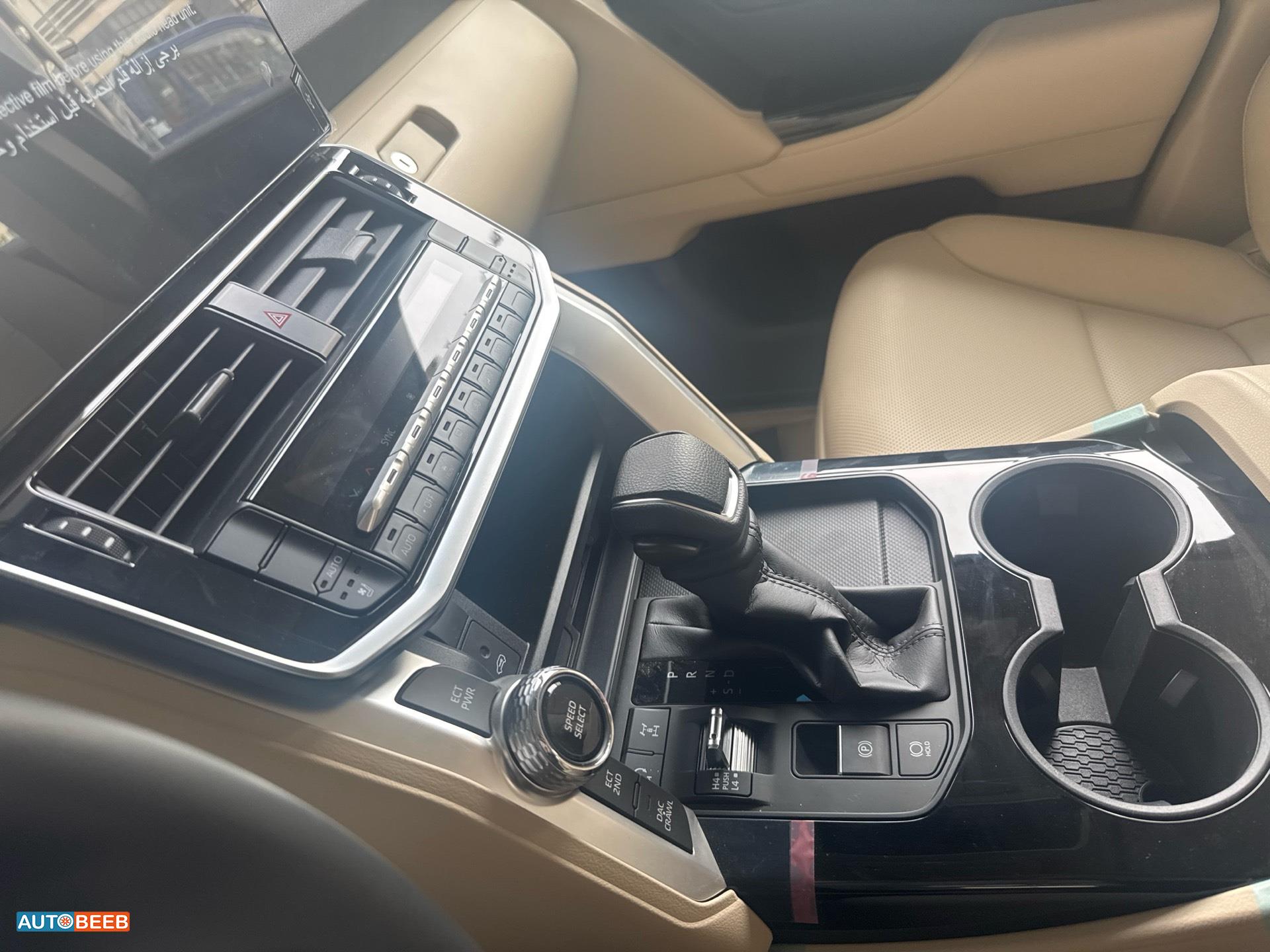 Toyota Land Cruiser 2025