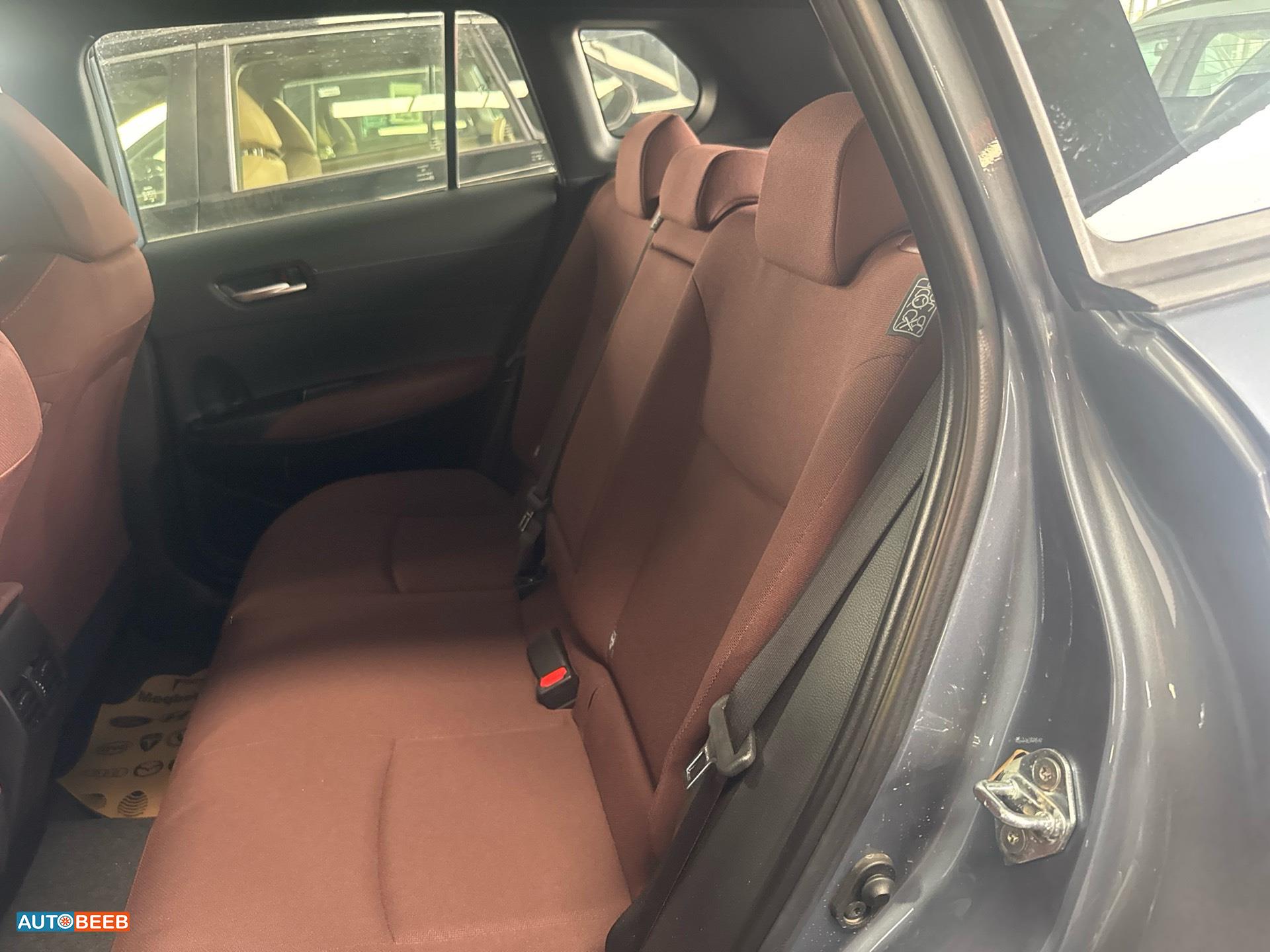 Toyota Corolla cross  2025