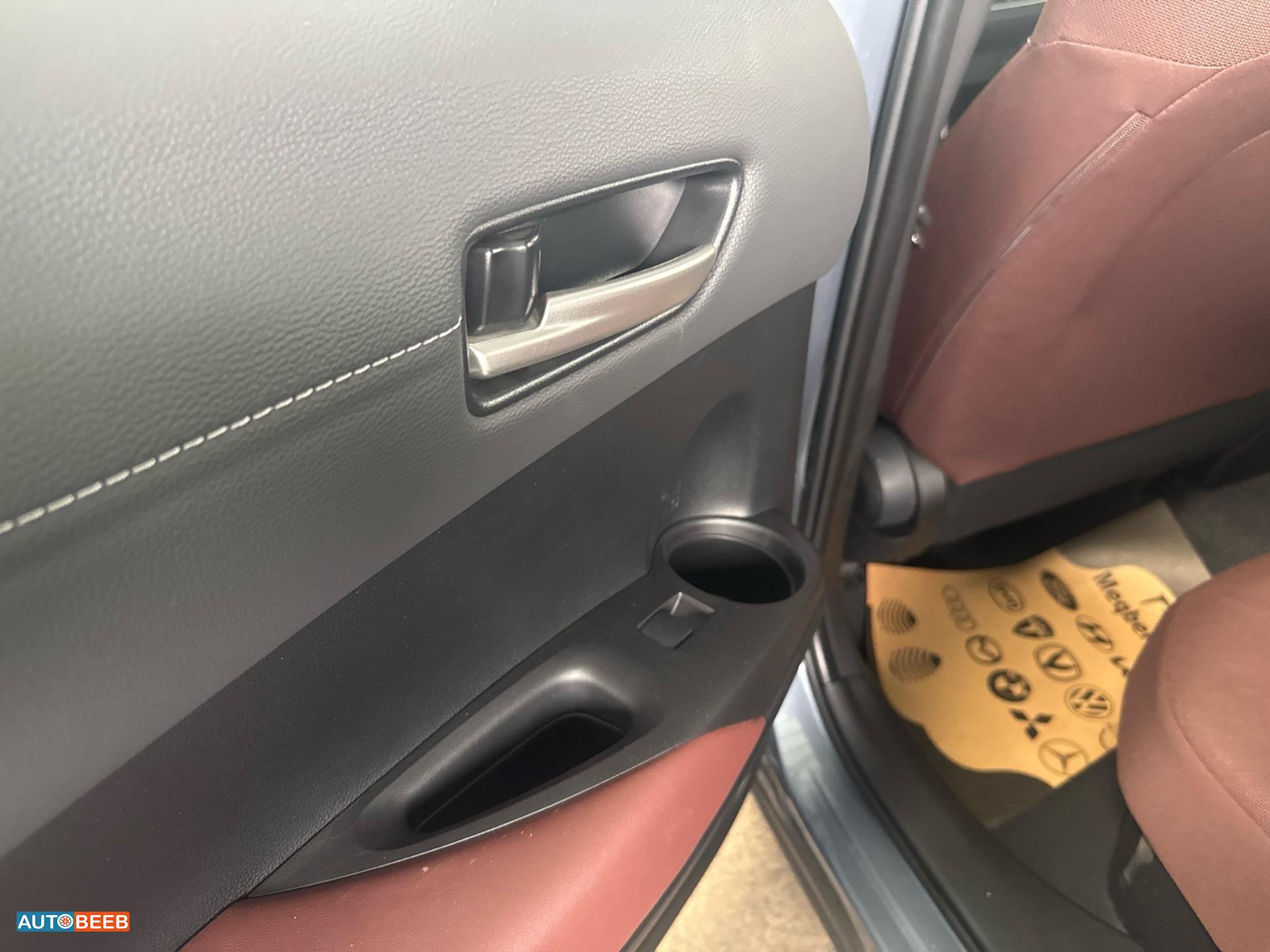 Toyota Corolla cross  2025