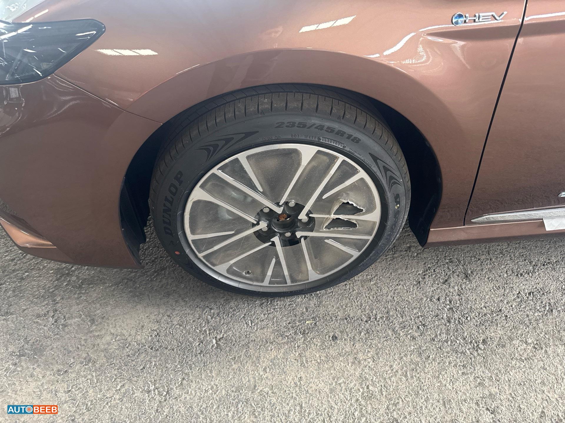 تويوتا كامري 2025