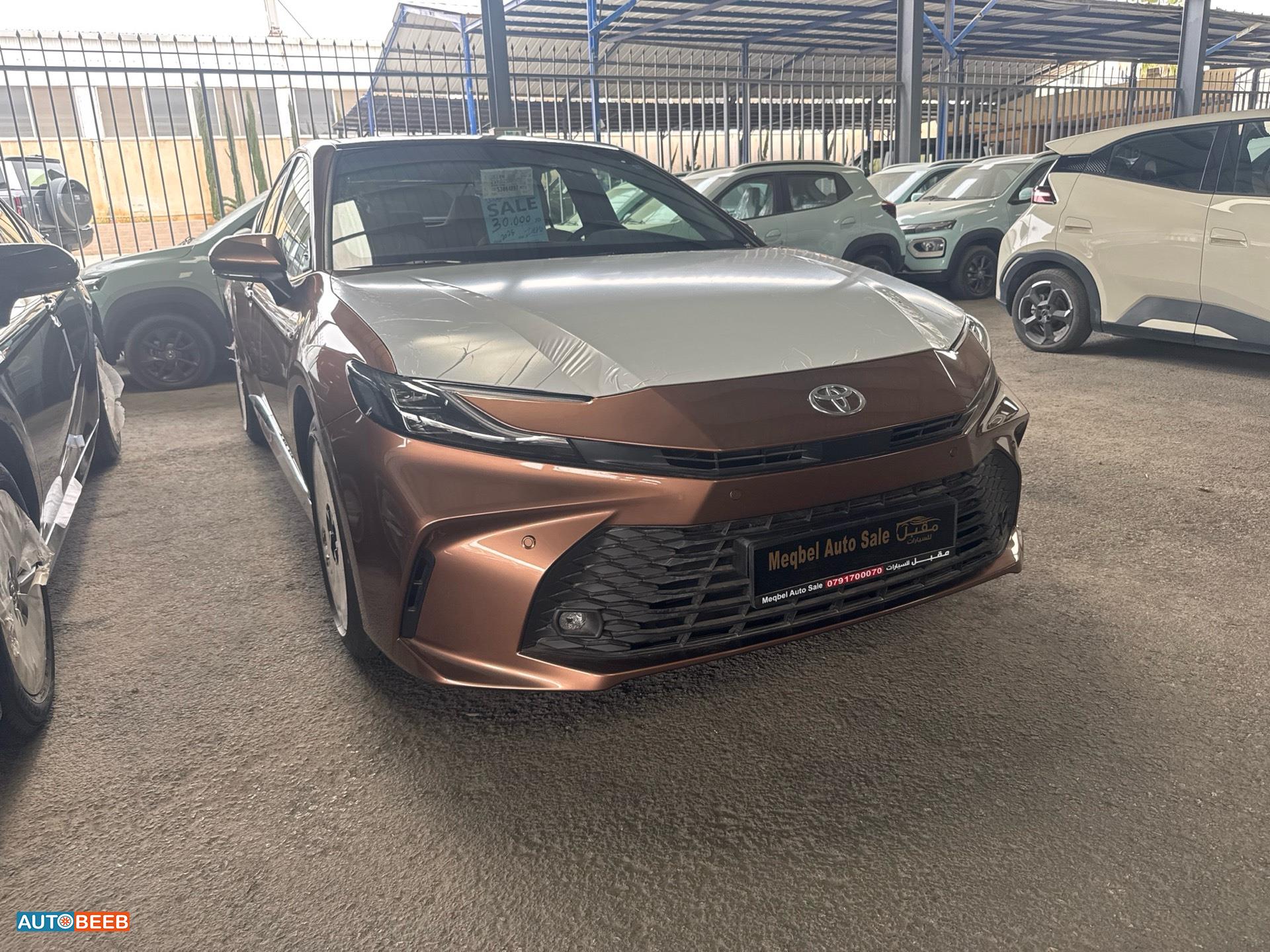 تويوتا كامري 2025