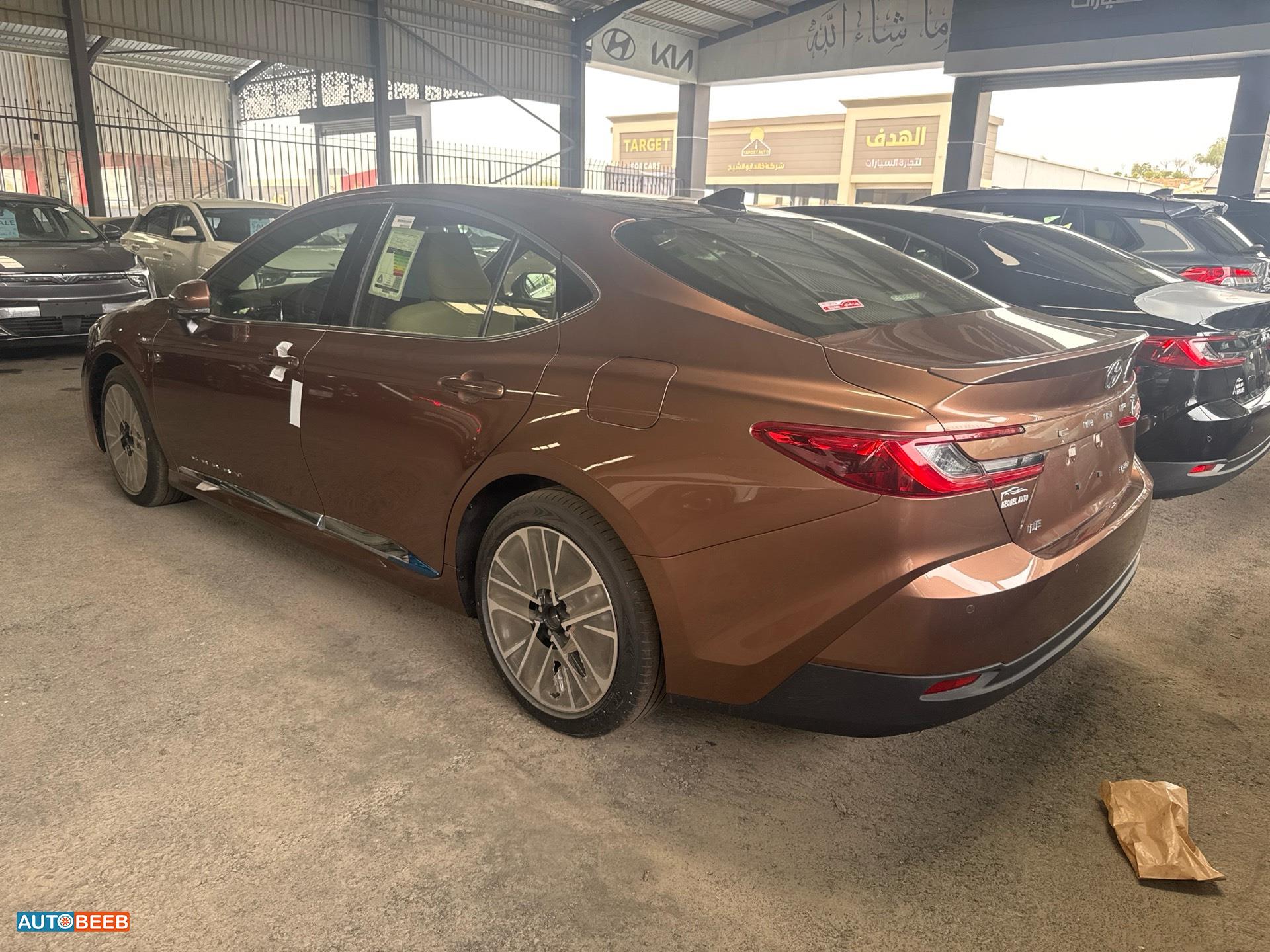 تويوتا كامري 2025