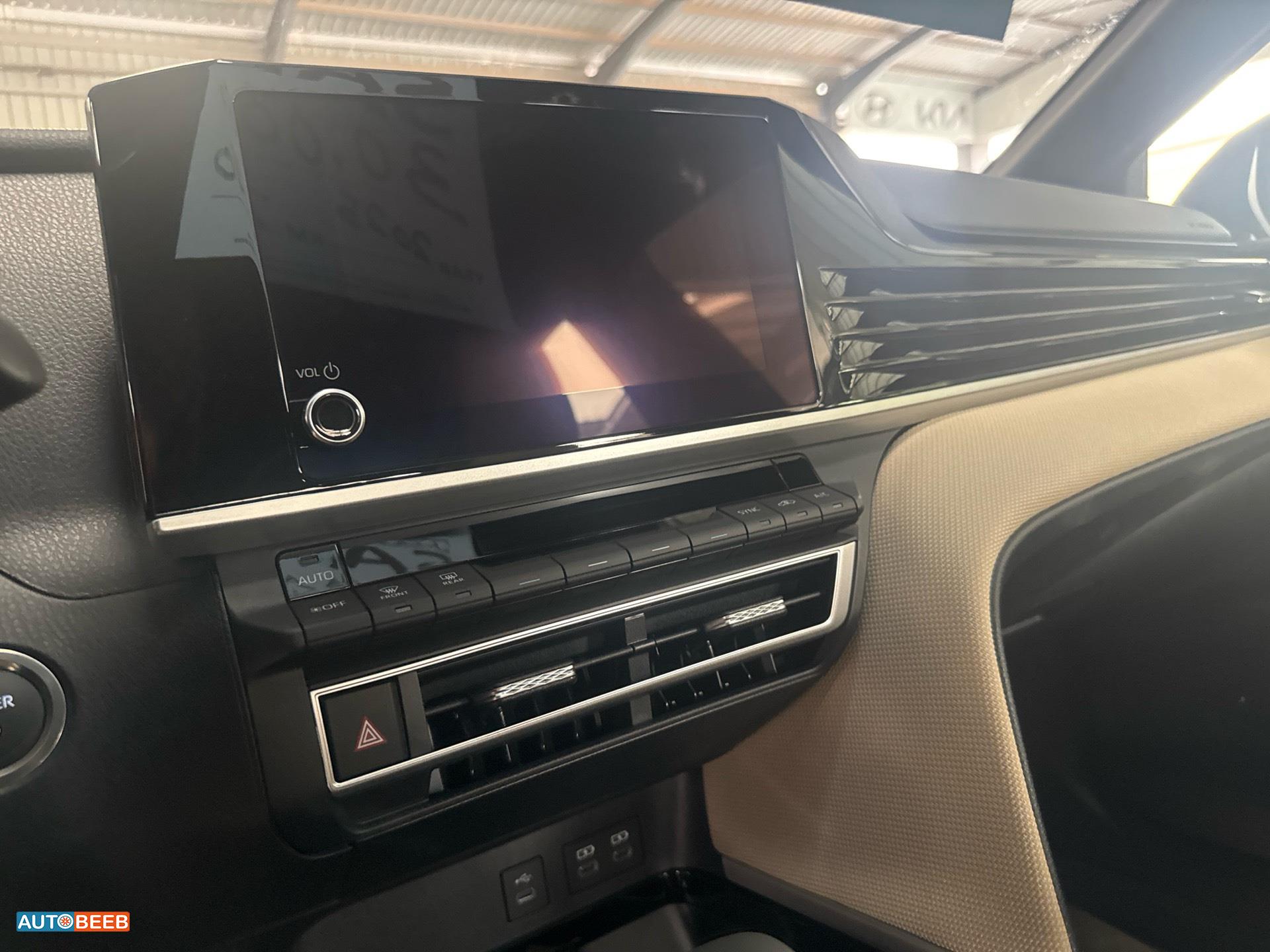 تويوتا كامري 2025