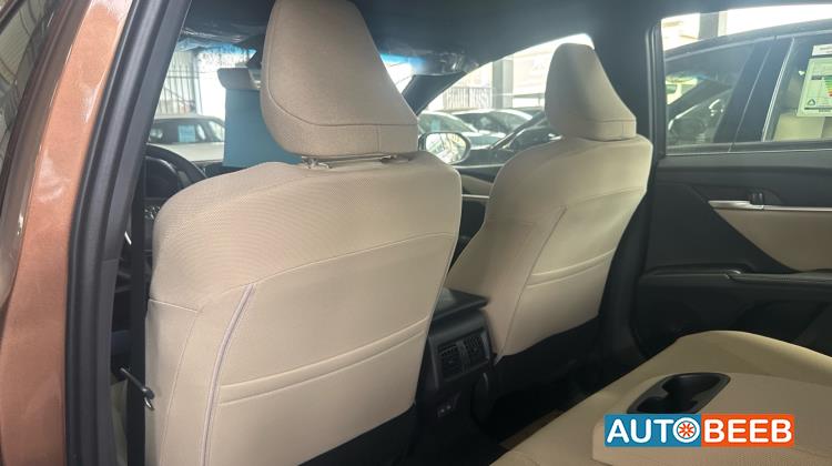 تويوتا كامري 2025