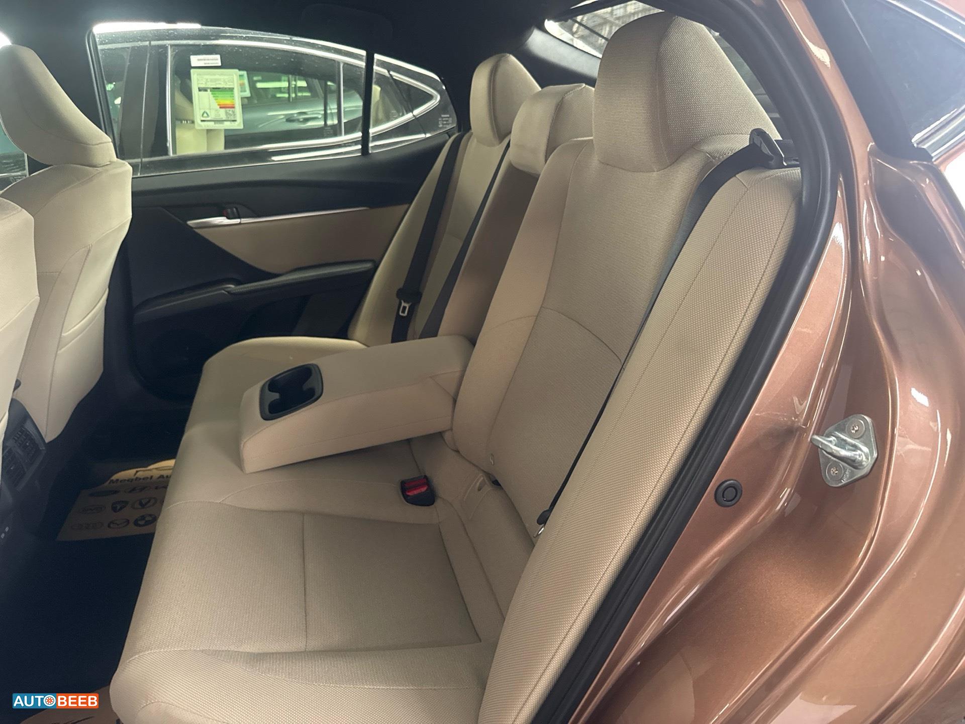 تويوتا كامري 2025