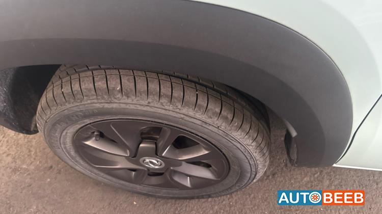 دونج فينج EX1 2022