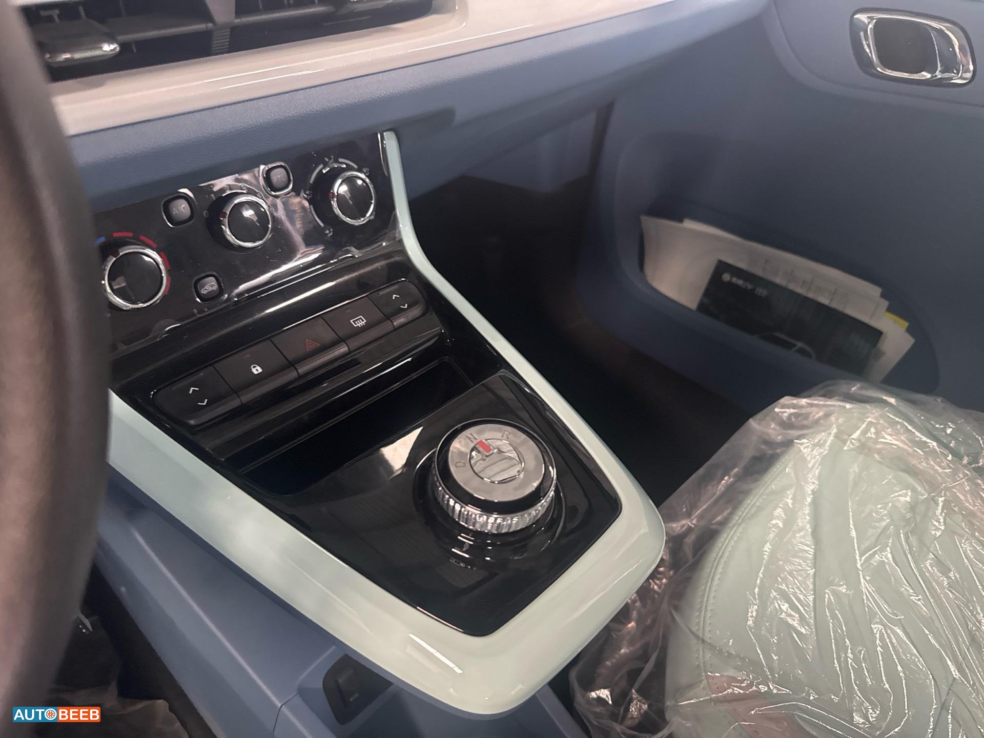 دونج فينج EX1 2022