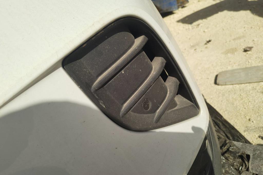 تسكيرة طمبون امامي id4 2021 2022 2023 2024