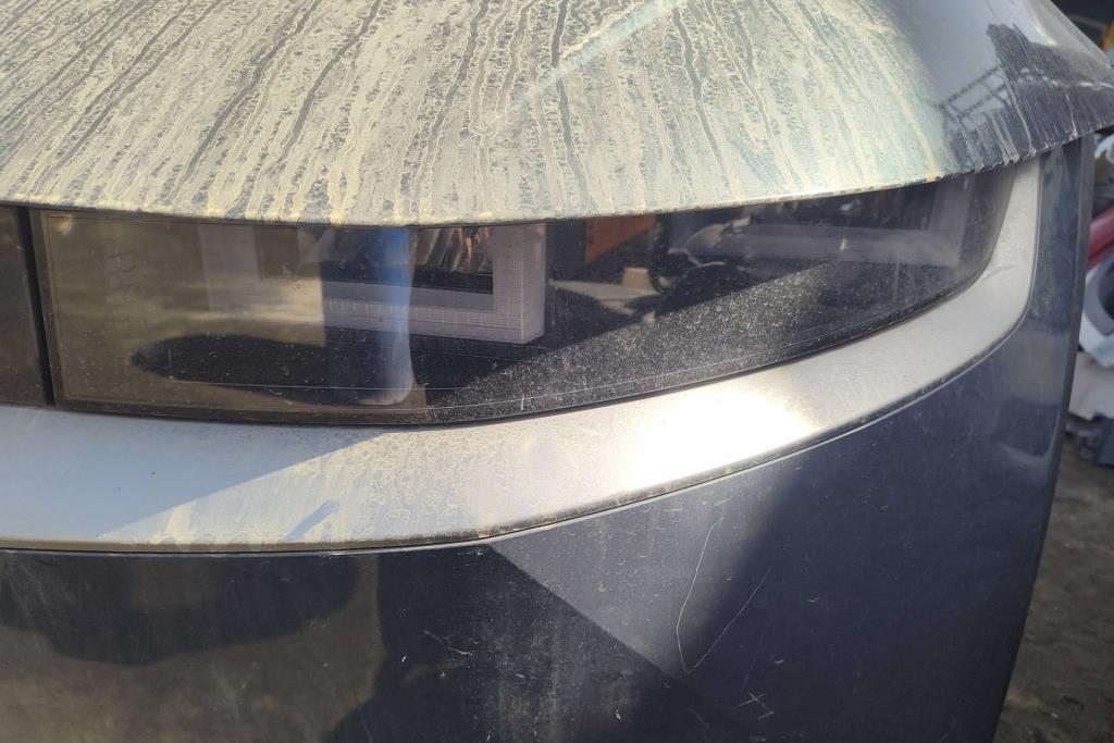 ضوء امامي شمال ايونيك 5 2025