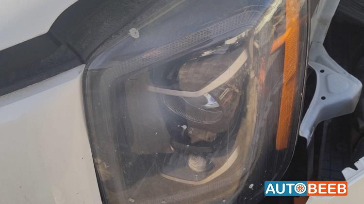 ضوء امامي شمال كيا تيلوريد 2022 2023 2024