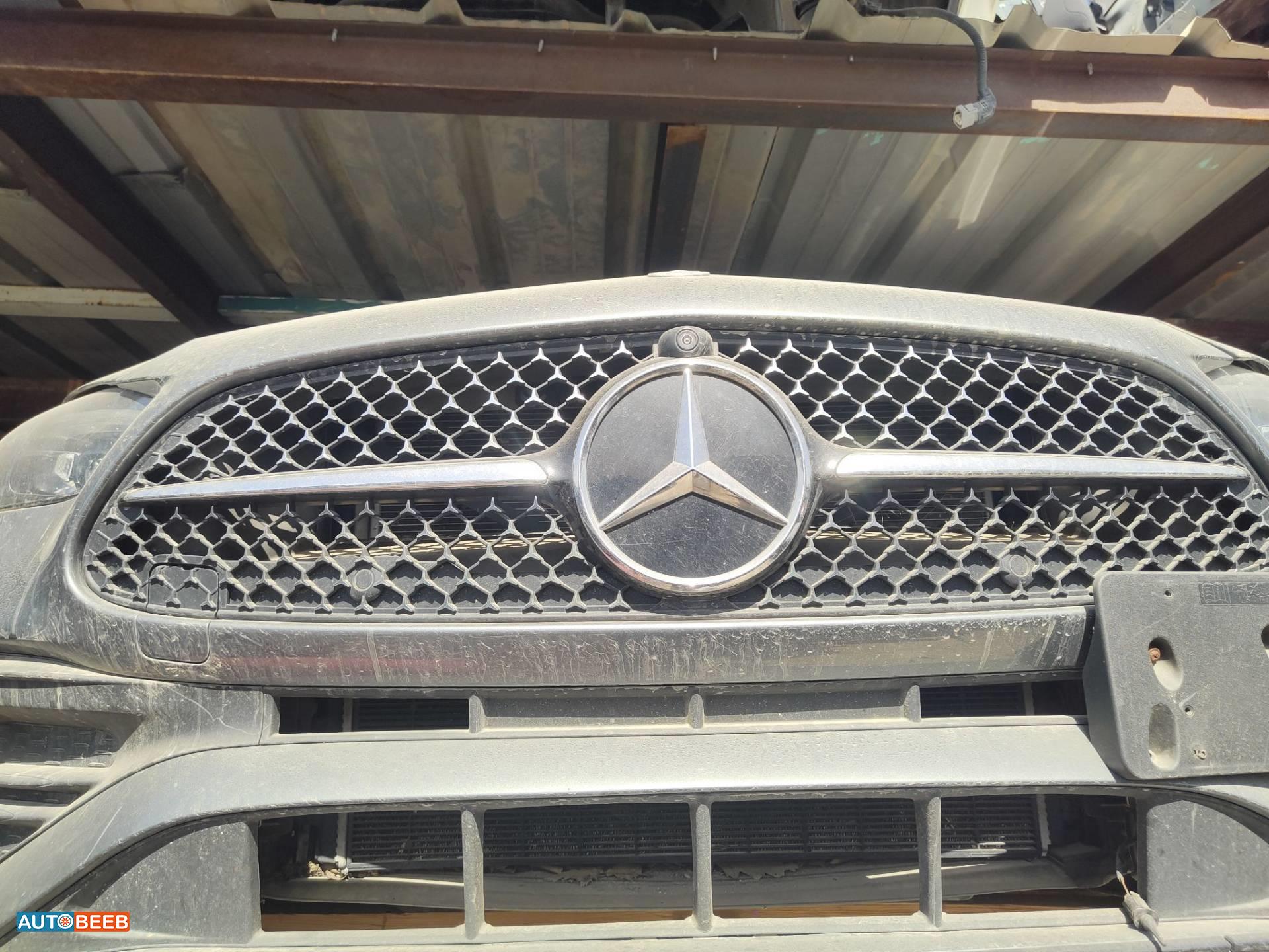 Body  Grilles Mercedes Benz C200