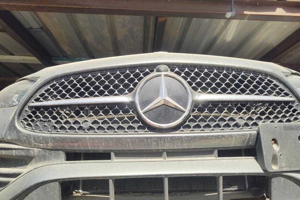 Body  Grilles Mercedes Benz C200