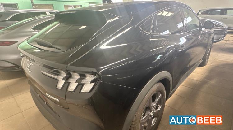 فورد موستانج 2022