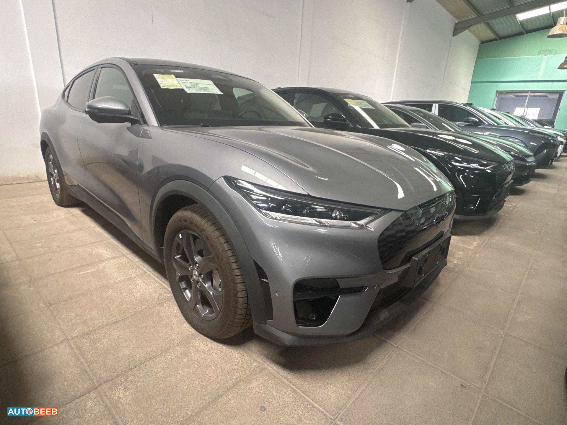 فورد موستانج 2022