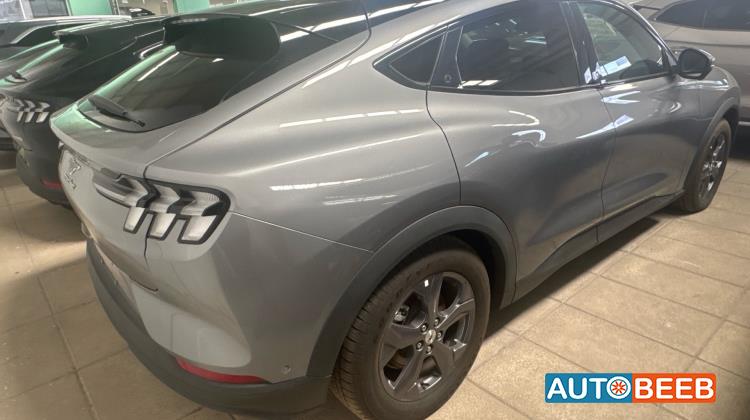 فورد موستانج 2022