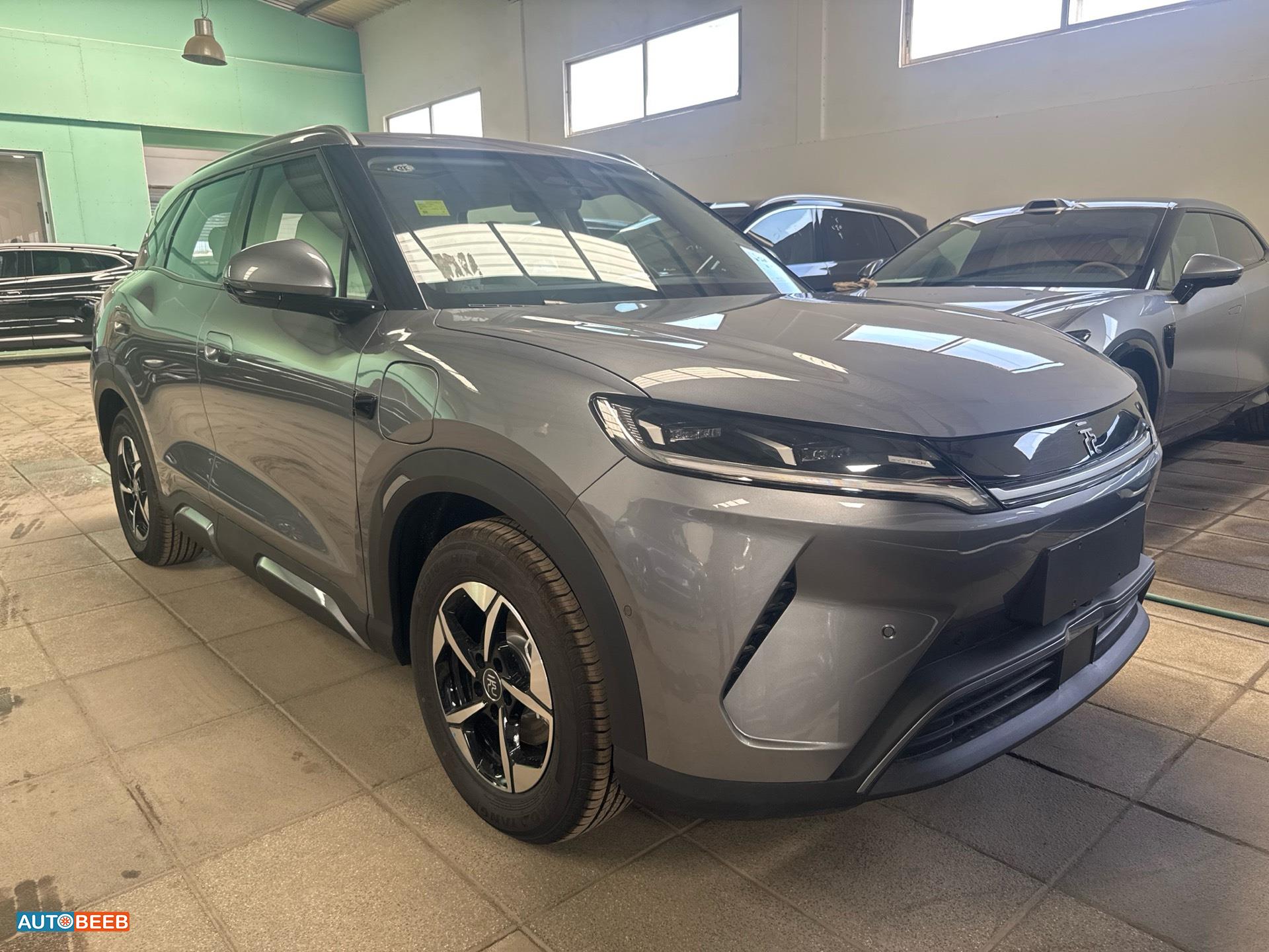 بي واي دي يوان 2025