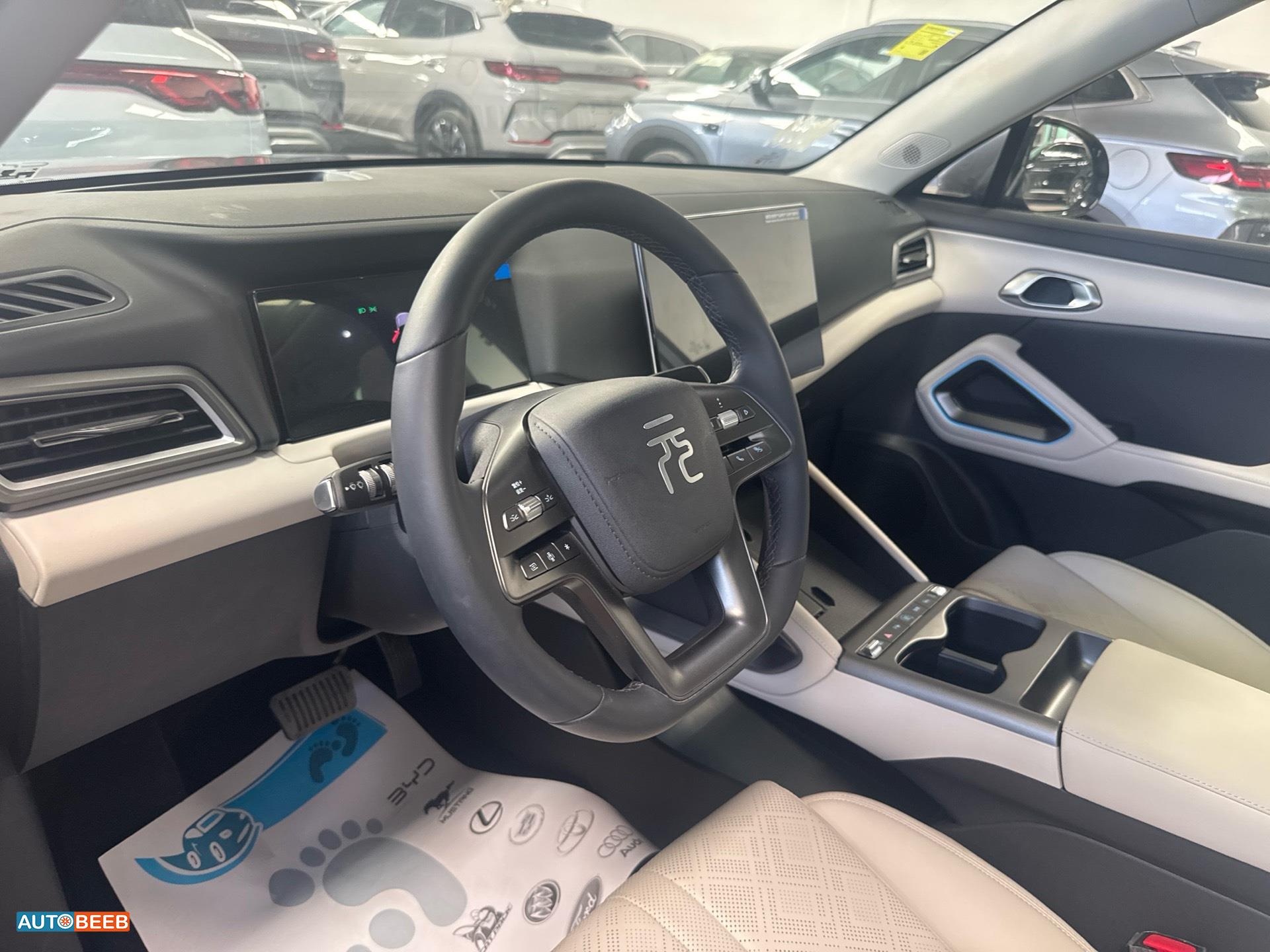 بي واي دي يوان 2025