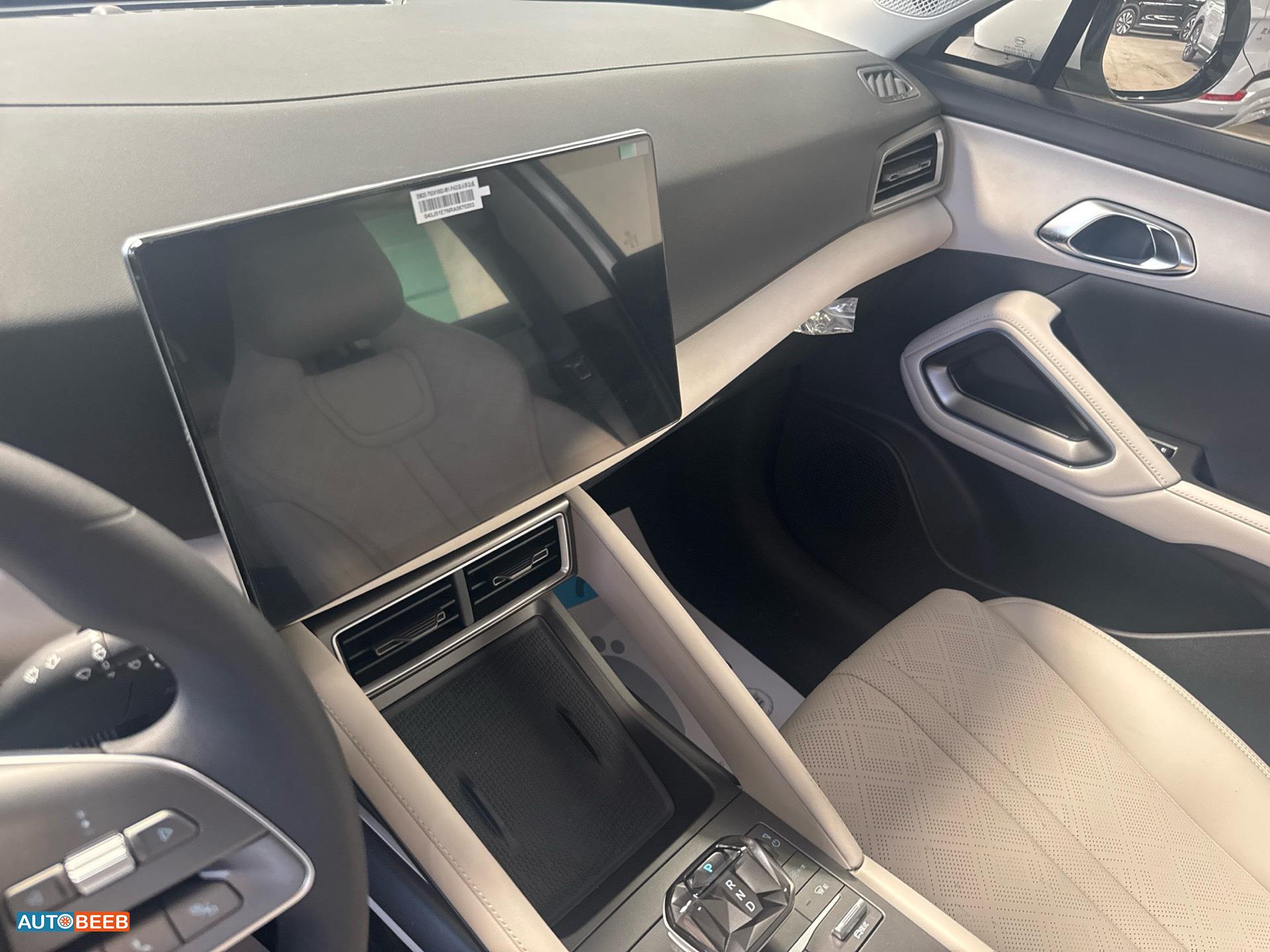 بي واي دي يوان 2025