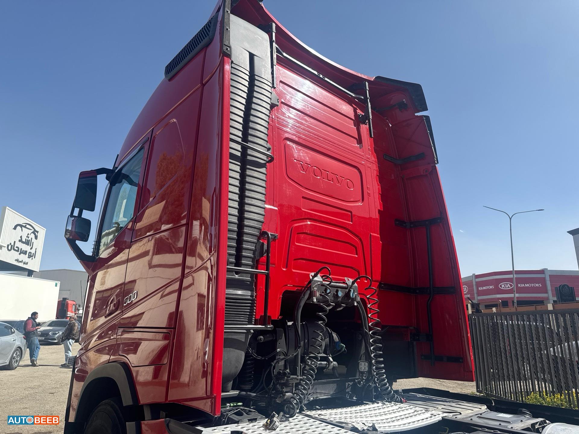 راس تريلا فولفو 2018