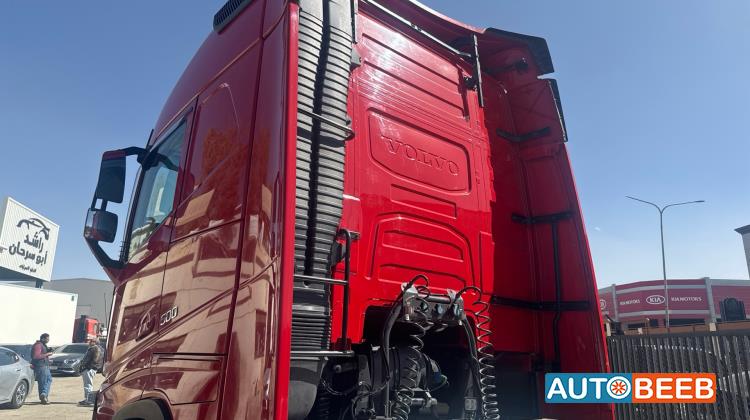 راس تريلا فولفو 2018