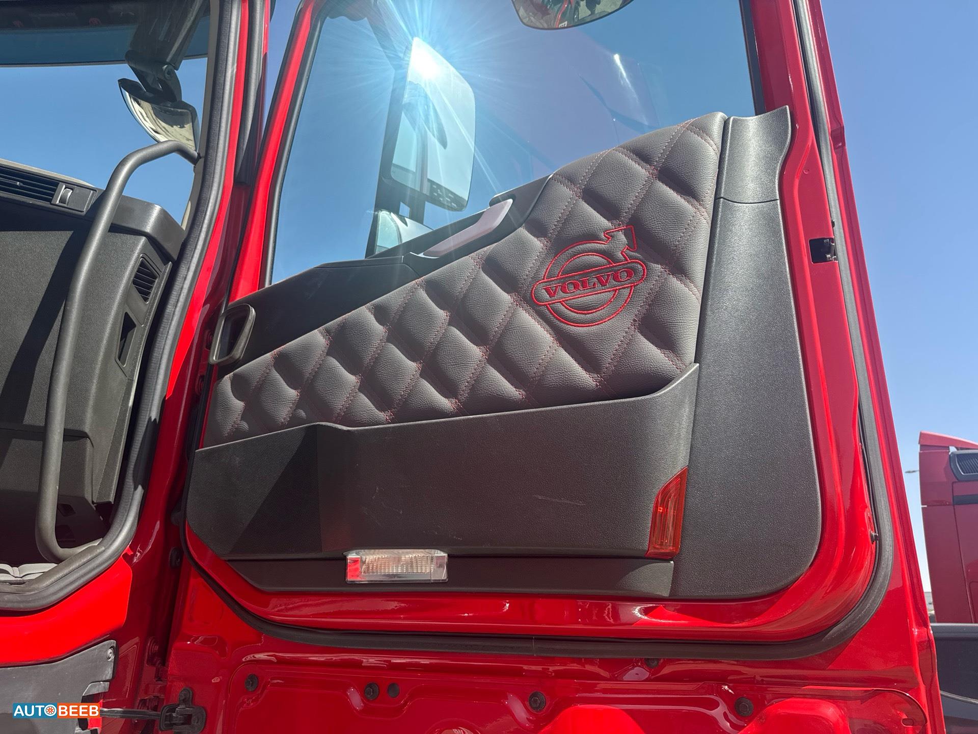 راس تريلا فولفو 2018