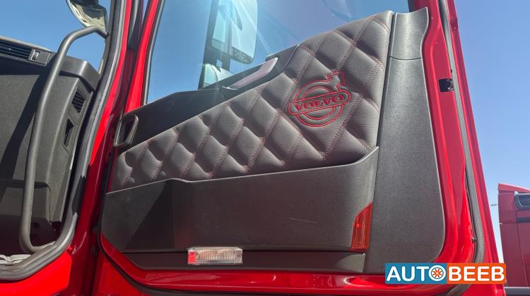 راس تريلا فولفو 2018