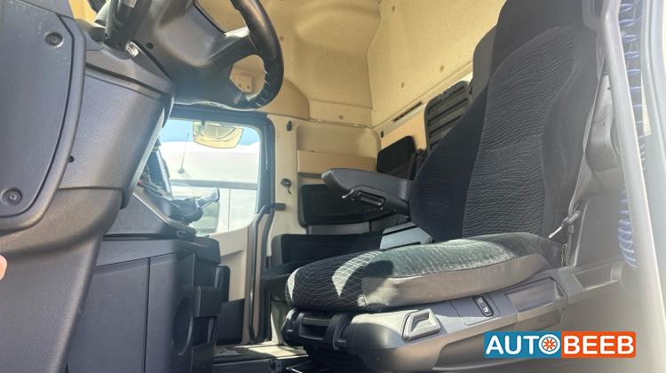 راس تريلا مرسيدس بنز 2015