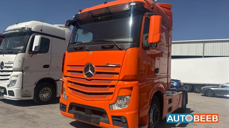 راس تريلا مرسيدس بنز 2015