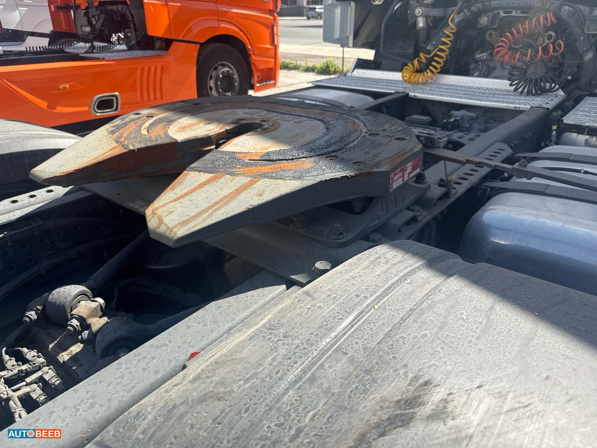 Tractor Unit Mercedes Benz 2015