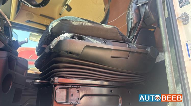 Tractor Unit Mercedes Benz 2015