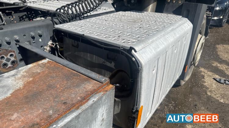 راس تريلا مرسيدس بنز 2017