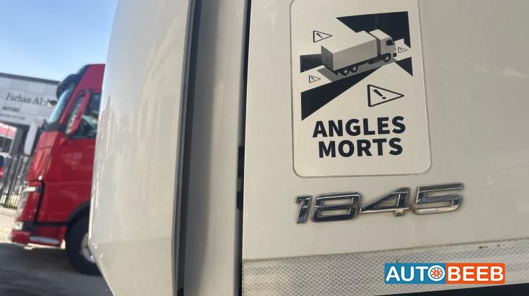 راس تريلا مرسيدس بنز 2017