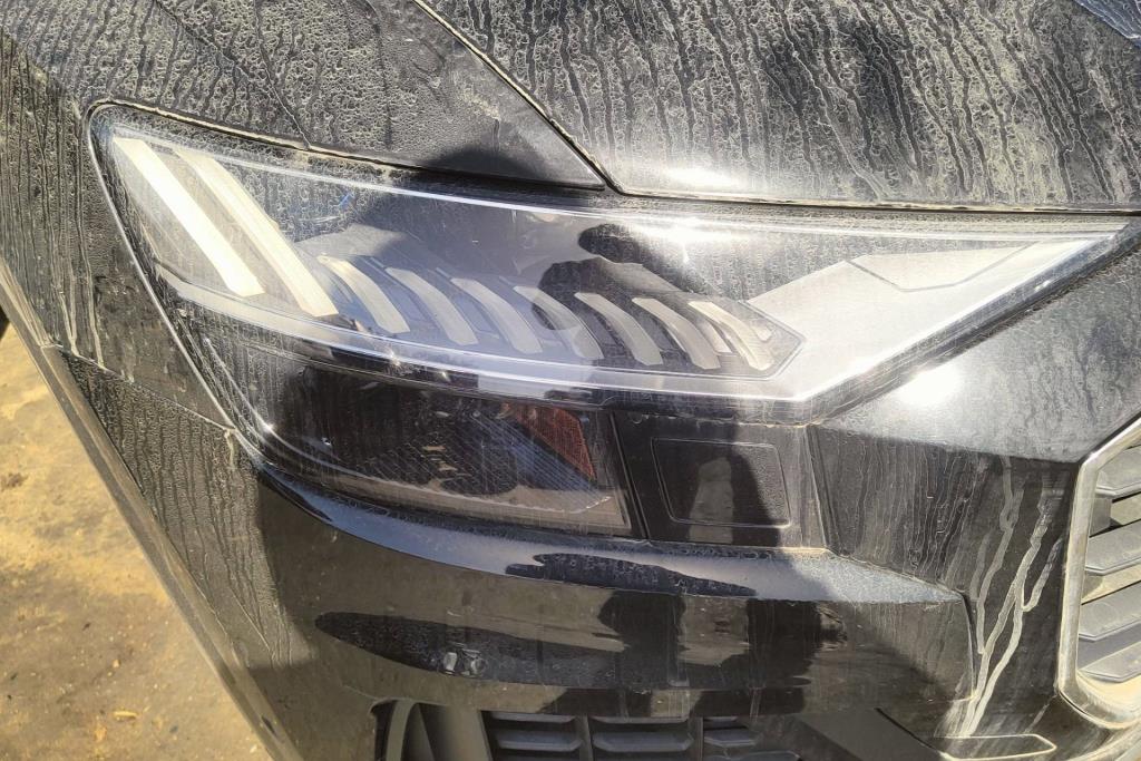 Lights Front light Audi Q8